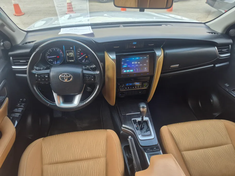 2024 Toyota Fortuner VX 