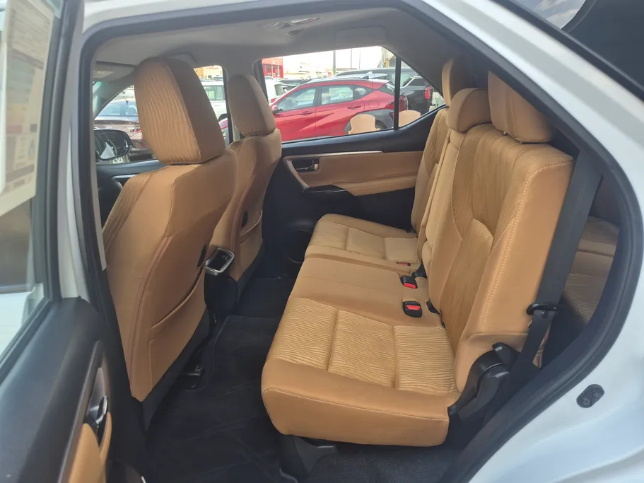 2024 Toyota Fortuner VX 