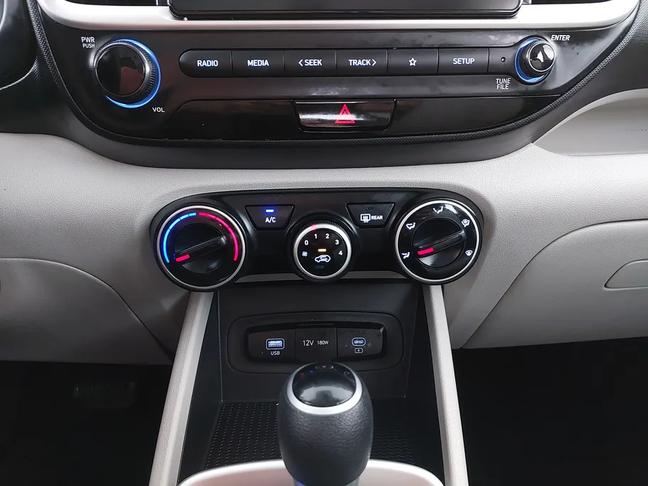 2024 Hyundai Venue Smart 