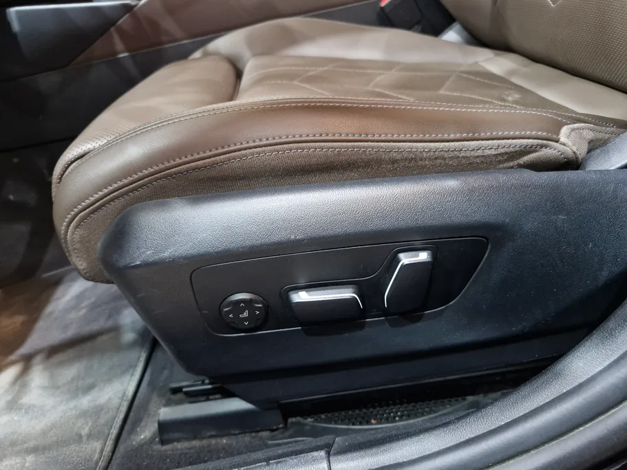 2024 BMW 5 Series 520i 
