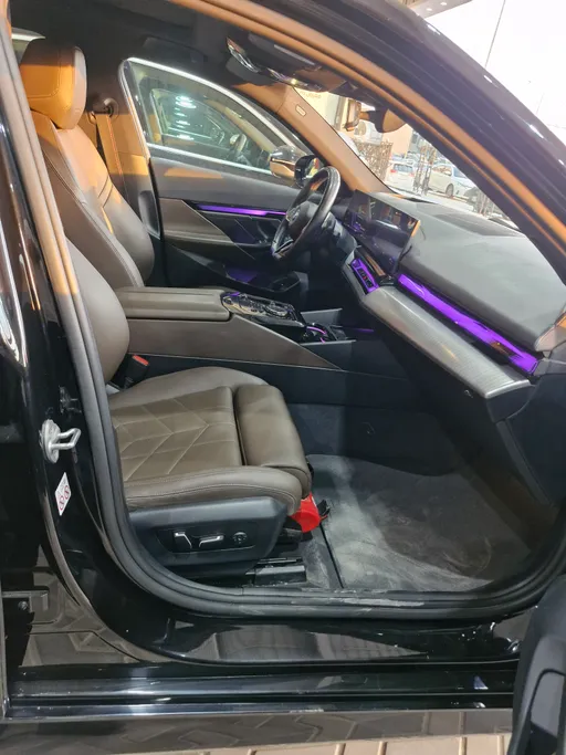2024 BMW 5 Series 520i 