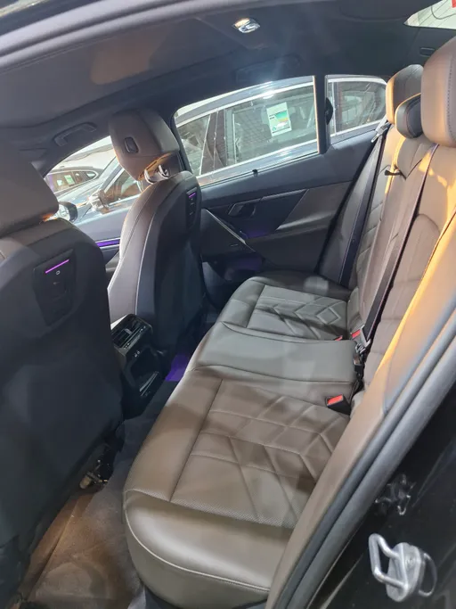 2024 BMW 5 Series 520i 