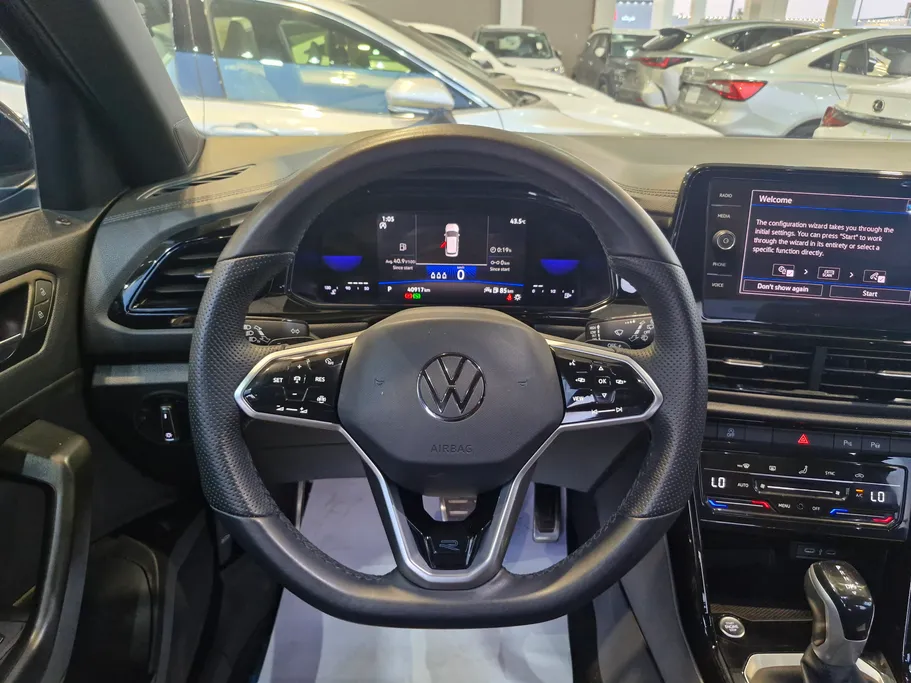 2023 Volkswagen T Roc ار لاين 
