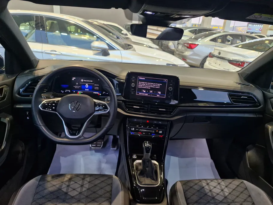 2023 Volkswagen T Roc ار لاين 