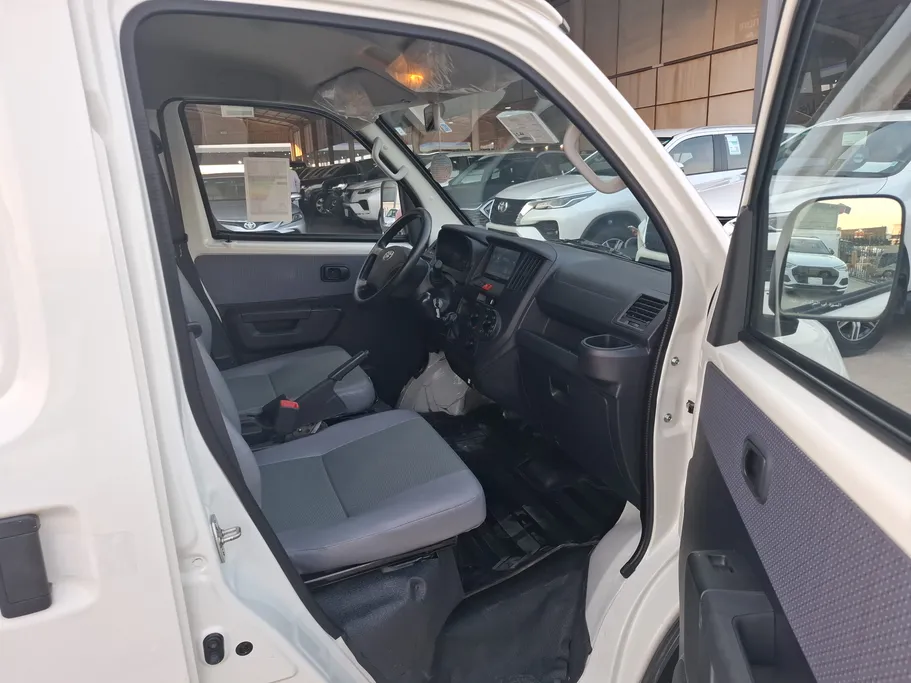 2023 Toyota LiteAce Van 