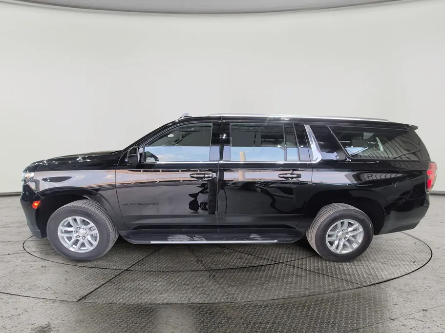 2024 Chevrolet Suburban LS 