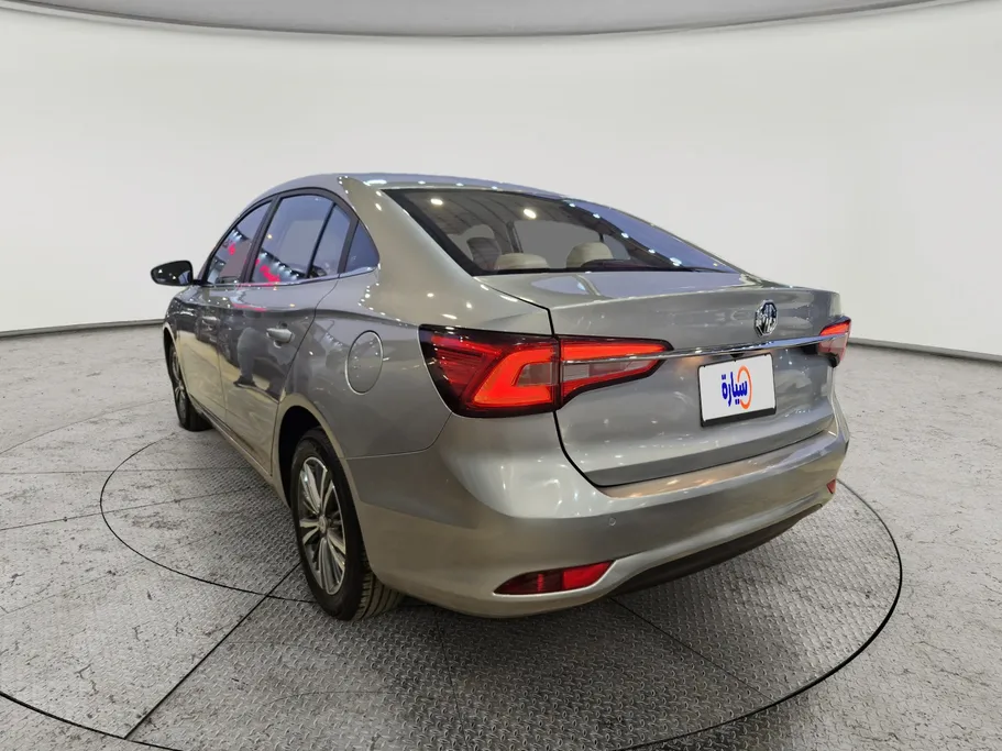 2024 MG 5 COM 