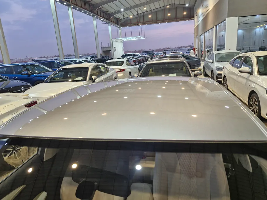 2024 MG 5 COM 