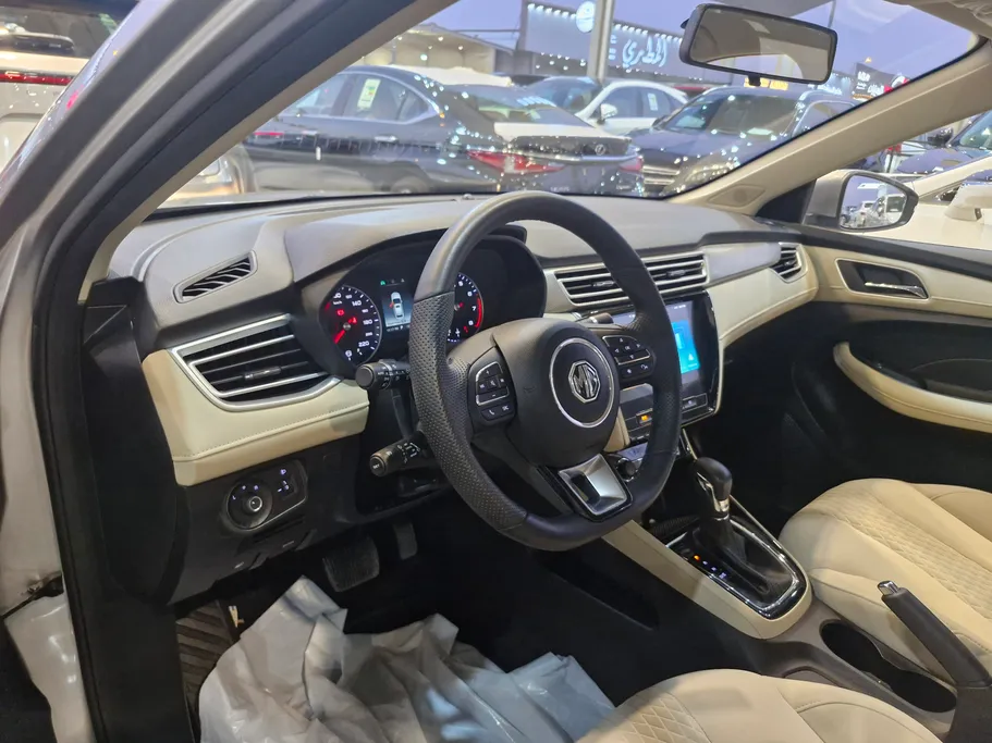 2024 MG 5 COM 