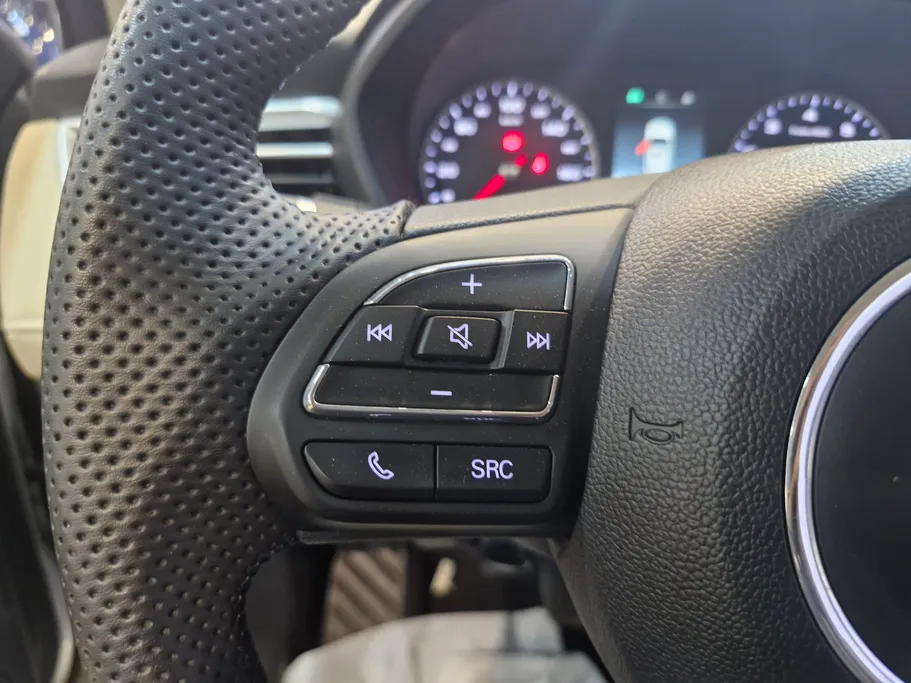 2024 MG 5 COM 