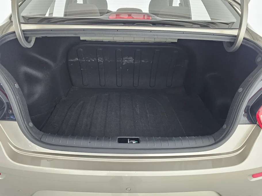 2024 Kia Pegas LX 