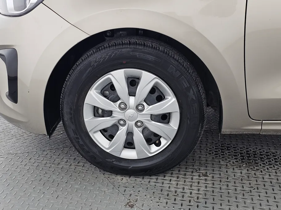 2024 Kia Pegas LX 