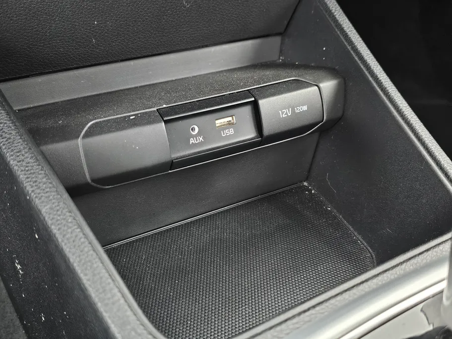 2024 Kia Pegas LX 