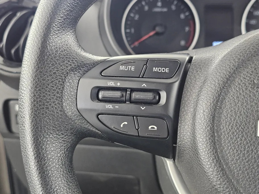 2024 Kia Pegas LX 