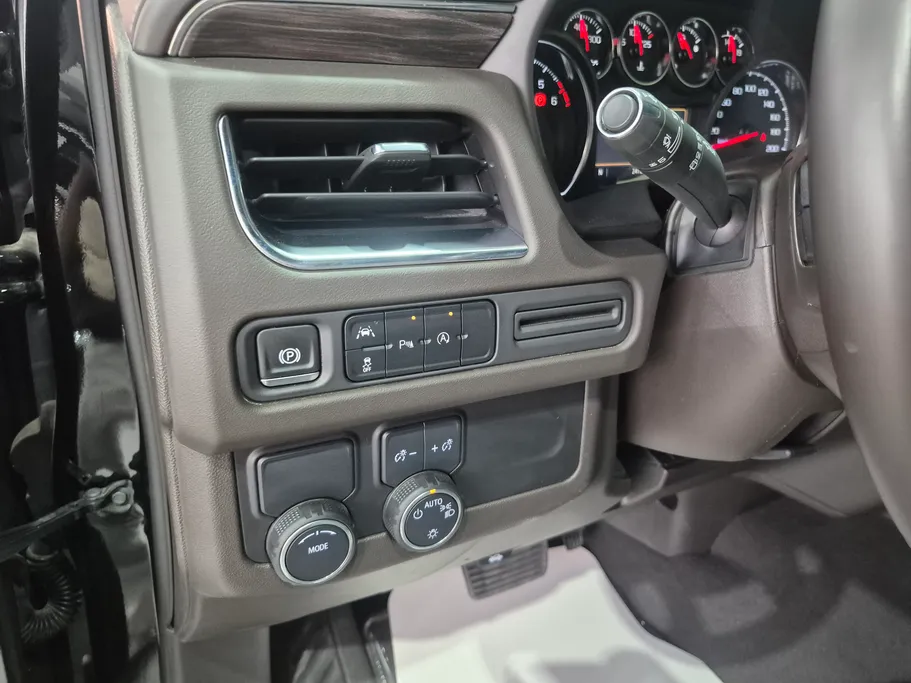2024 Chevrolet Suburban LS 