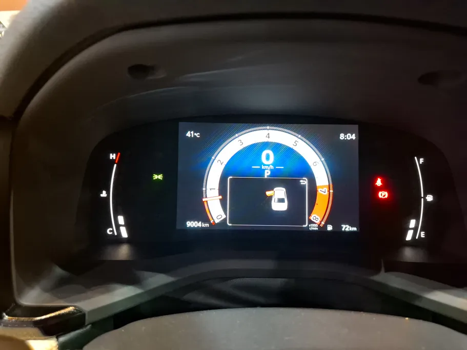تويوتا كامري E 2025 