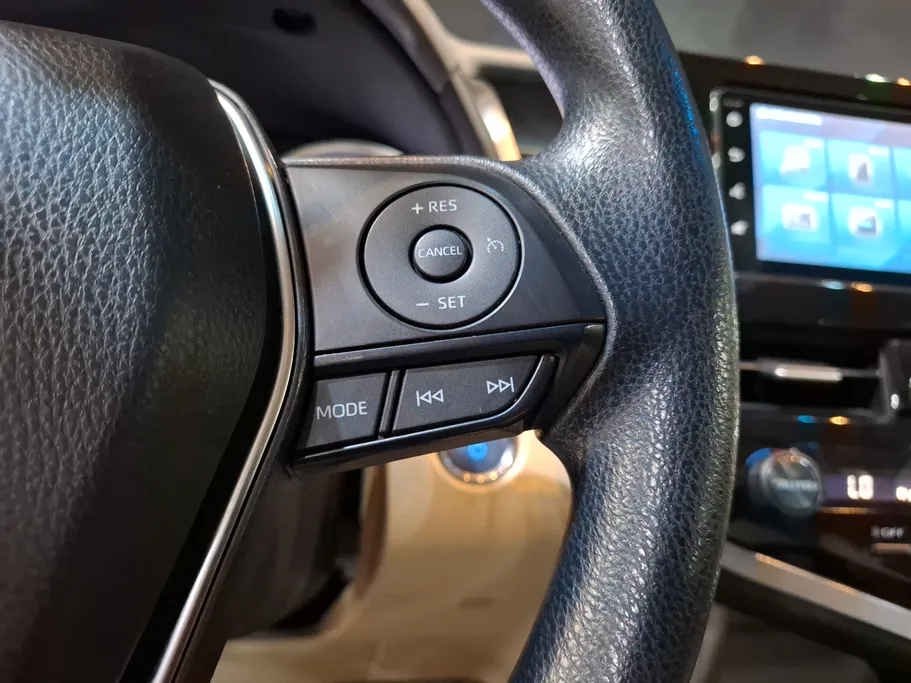 2023 Toyota Camry  LE HEV 