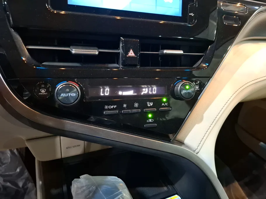 2023 Toyota Camry  LE HEV 