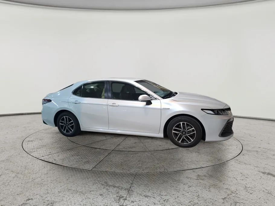 2023 Toyota Camry  LE HEV 