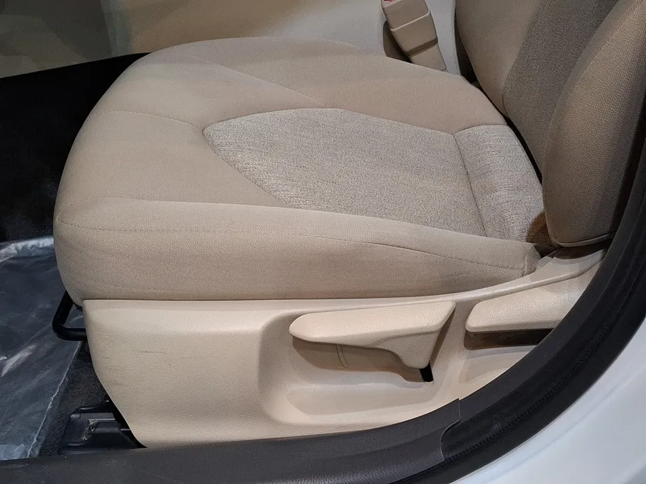 2023 Toyota Camry  LE HEV 