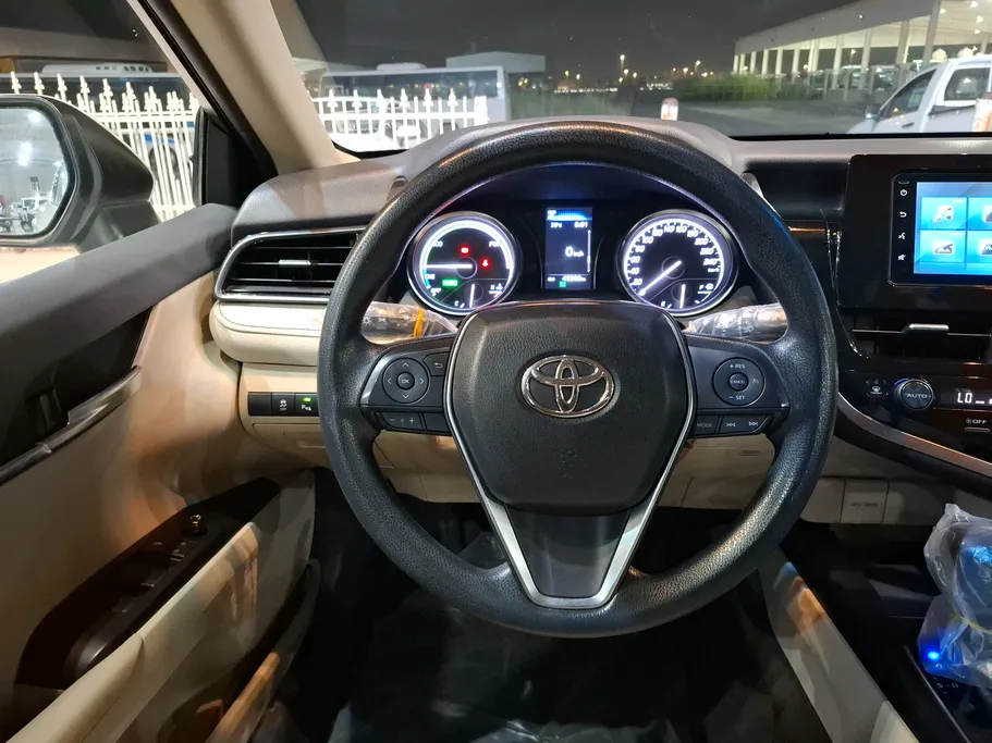 2023 Toyota Camry  LE HEV 