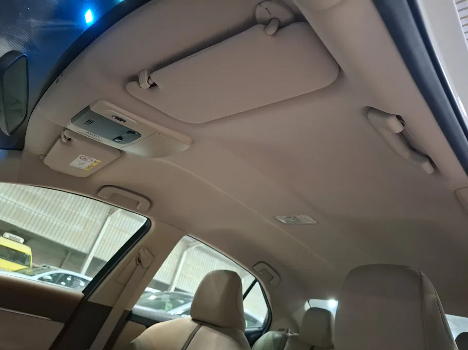 2023 Toyota Camry  LE HEV 