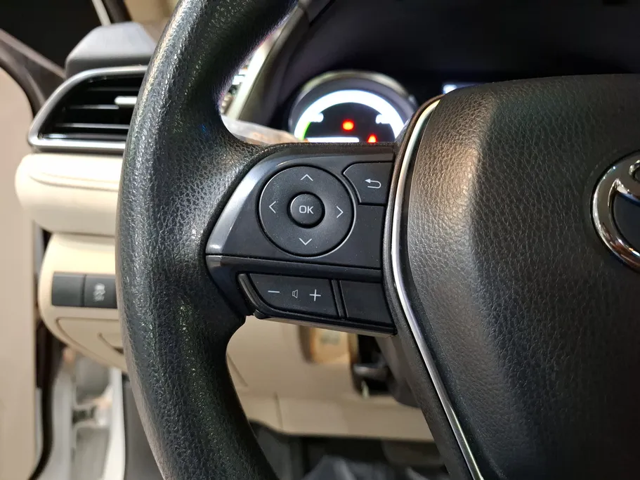 2023 Toyota Camry  LE HEV 