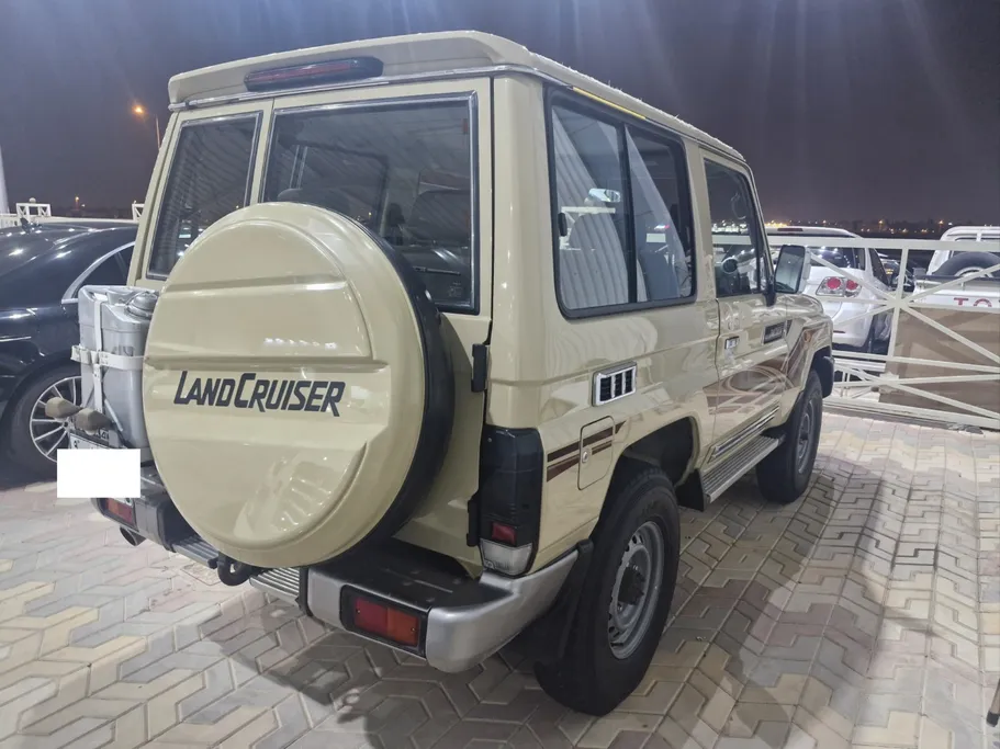 2018 Toyota LAND CRUISER 70 SDLX WINCH 3DR 