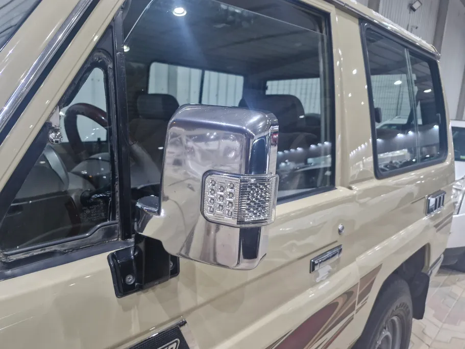 2018 Toyota LAND CRUISER 70 SDLX WINCH 3DR 