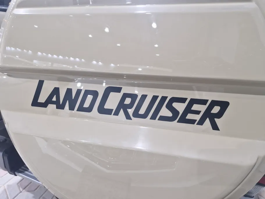 2018 Toyota LAND CRUISER 70 SDLX WINCH 3DR 