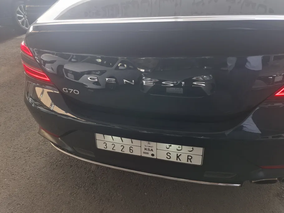 2024 Genesis G70 Prestige 