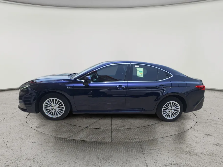 2025 Toyota Camry  E Plus HEV 