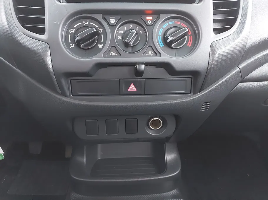 2022 ميتسوبيشي L200 Double Cap 