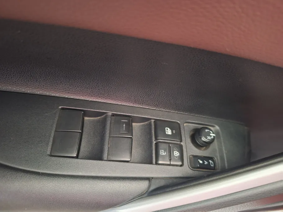 2021 Toyota Corolla Cross XLE 