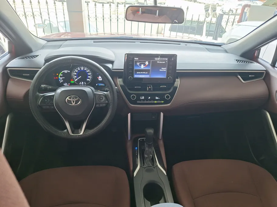 2021 Toyota Corolla Cross XLE 