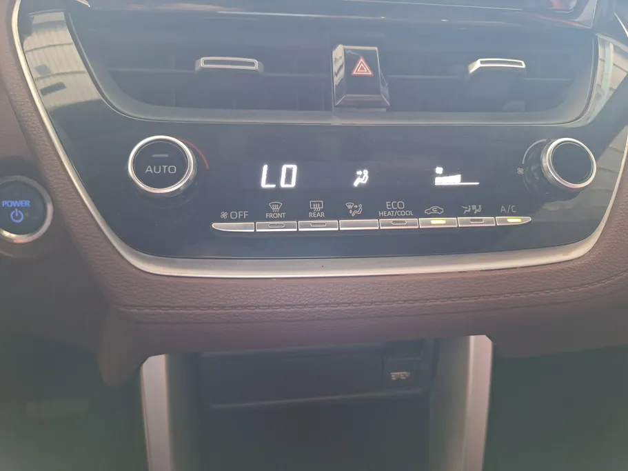 2021 Toyota Corolla Cross XLE 