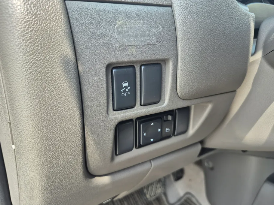 نيسان صني SV 2022 