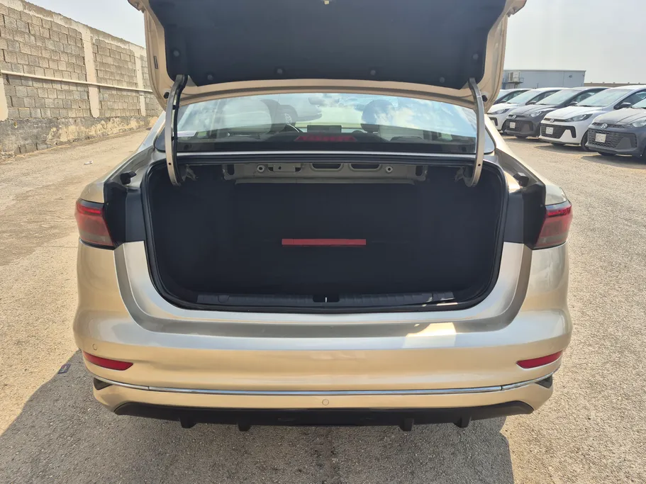 2023 Geely Emgrand GS 