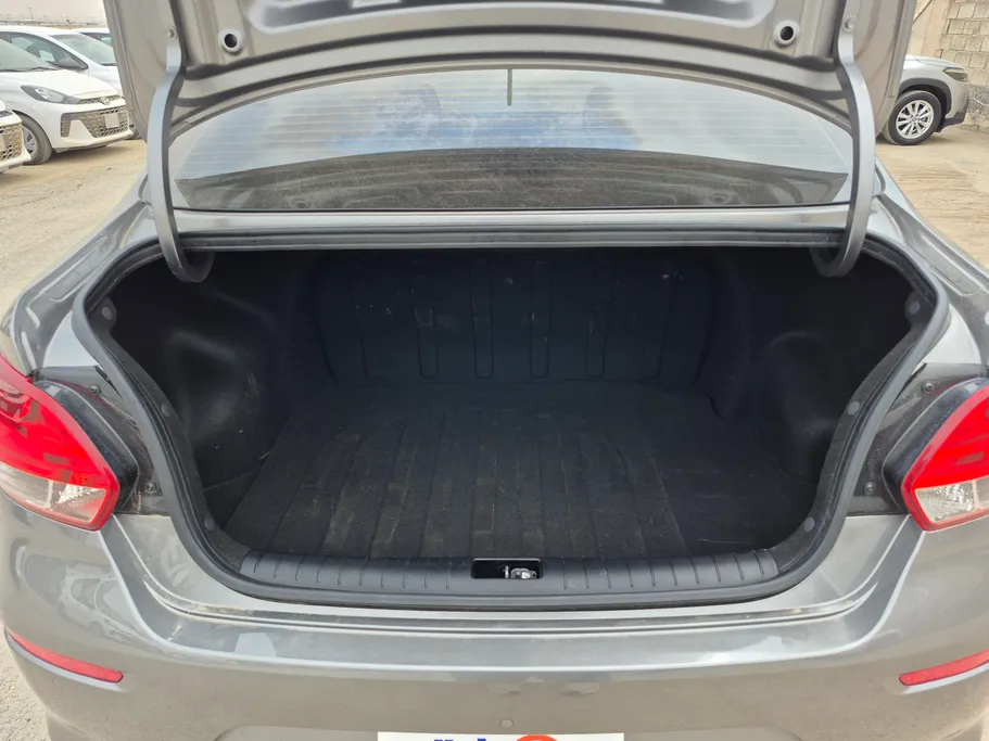2025 Kia Pegas LX 