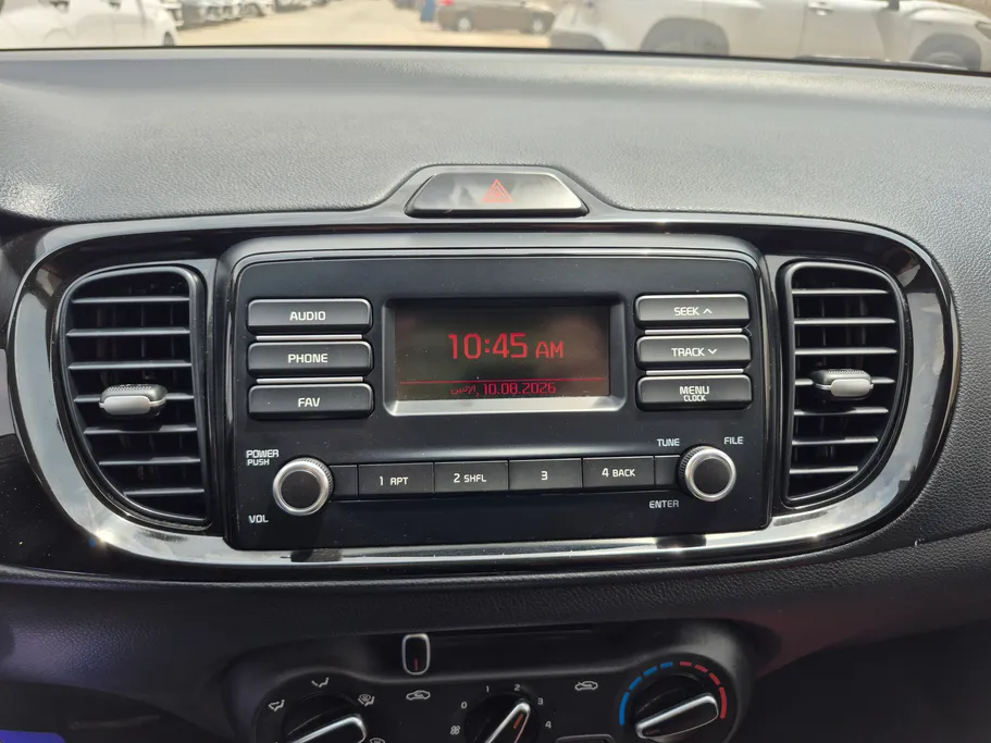 2025 Kia Pegas LX 