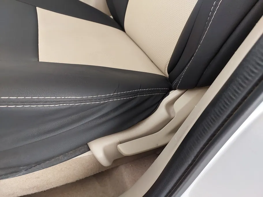 2025 سوزوكي Dzire GL 