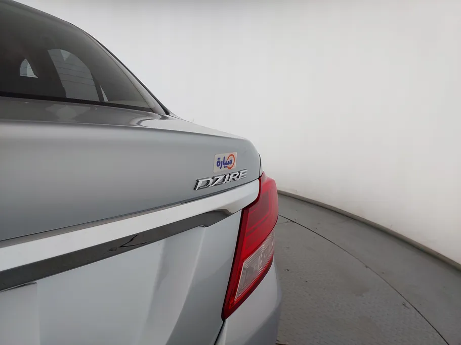 2025 سوزوكي Dzire GL 