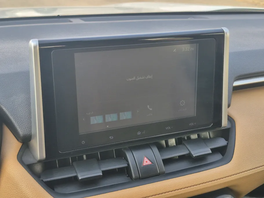 تويوتا راف فور LE 2023 