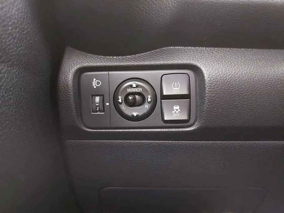 2024 Kia Pegas LX 