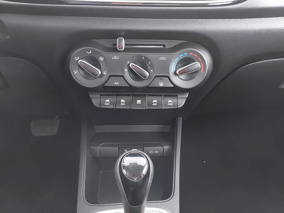 2024 Kia Pegas LX 