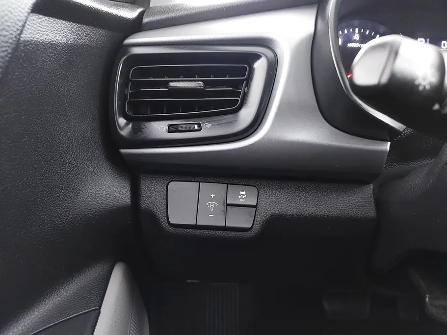2023 Kia Rio LX 