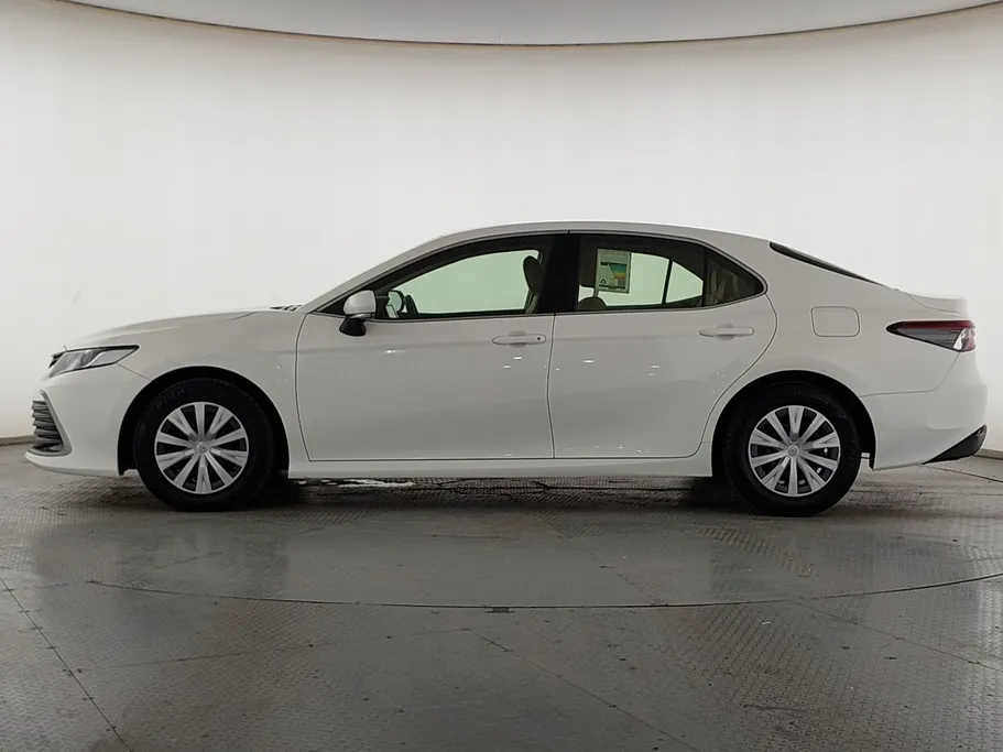 2022 تويوتا Camry  LE STD 