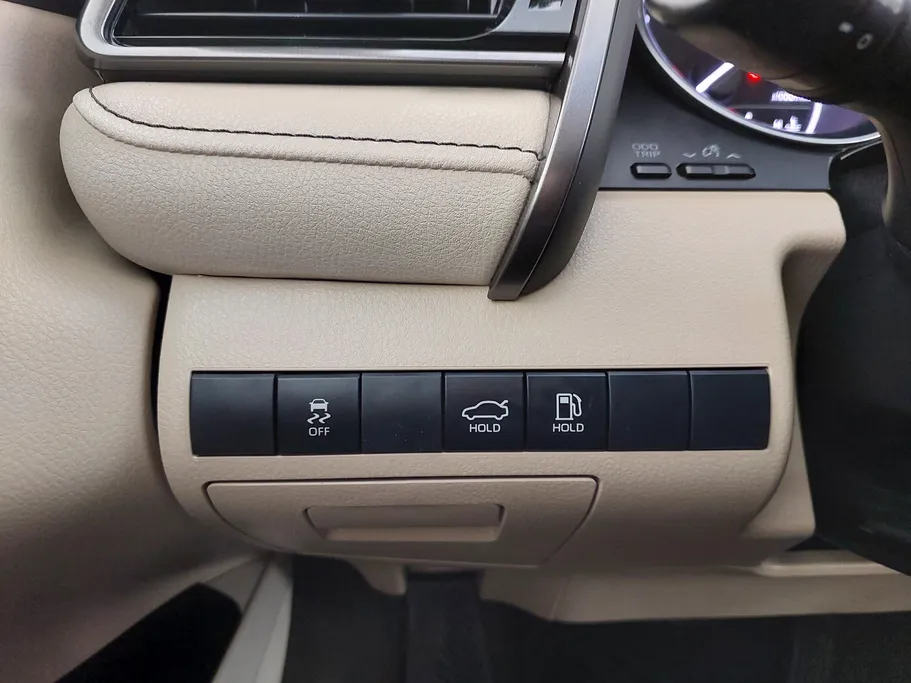2022 تويوتا Camry  LE STD 