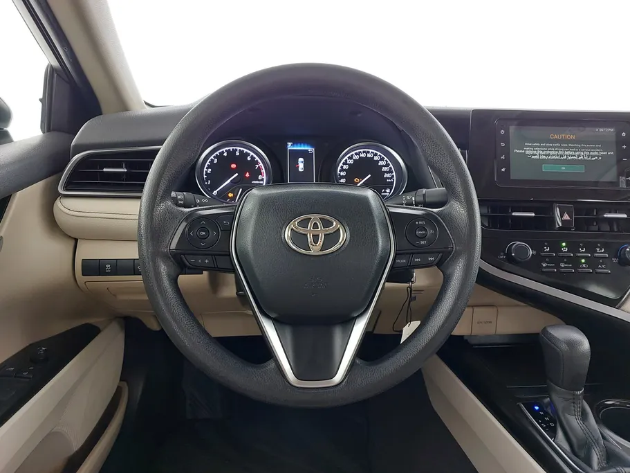 2022 تويوتا Camry  LE STD 