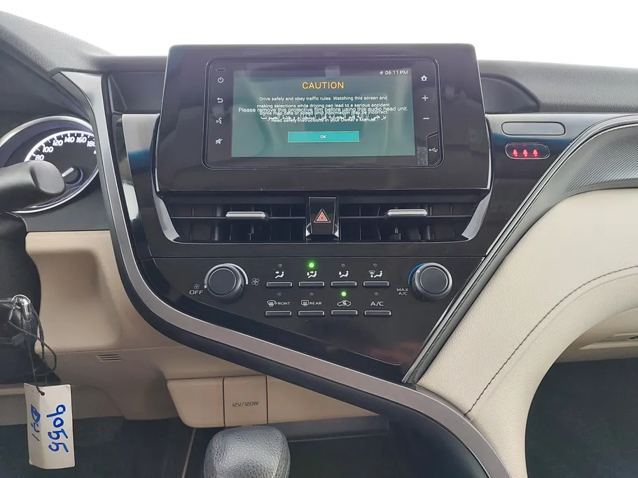 2022 تويوتا Camry  LE STD 
